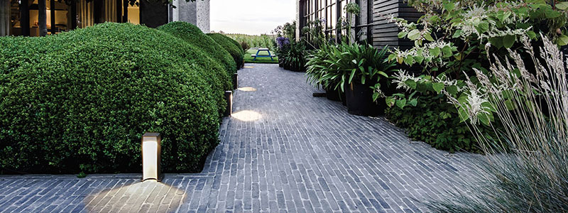 come arredare giardino luci delta light