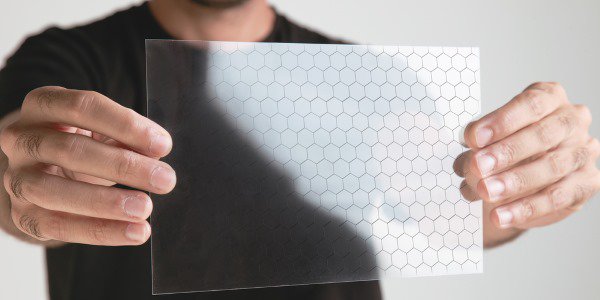 pannello fotovoltaico trasparente