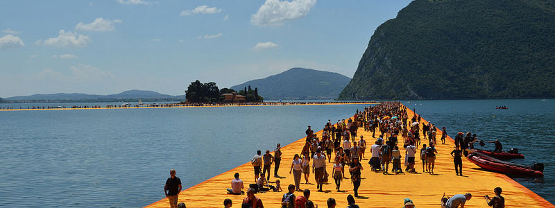 The Floating Piers: la passerella galleggiante sul Lago Iseo