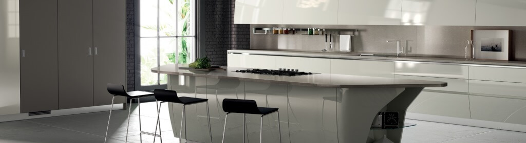 Cucine con isola: vantaggi e svantaggi Cucine con isola: vantaggi e svantaggi
