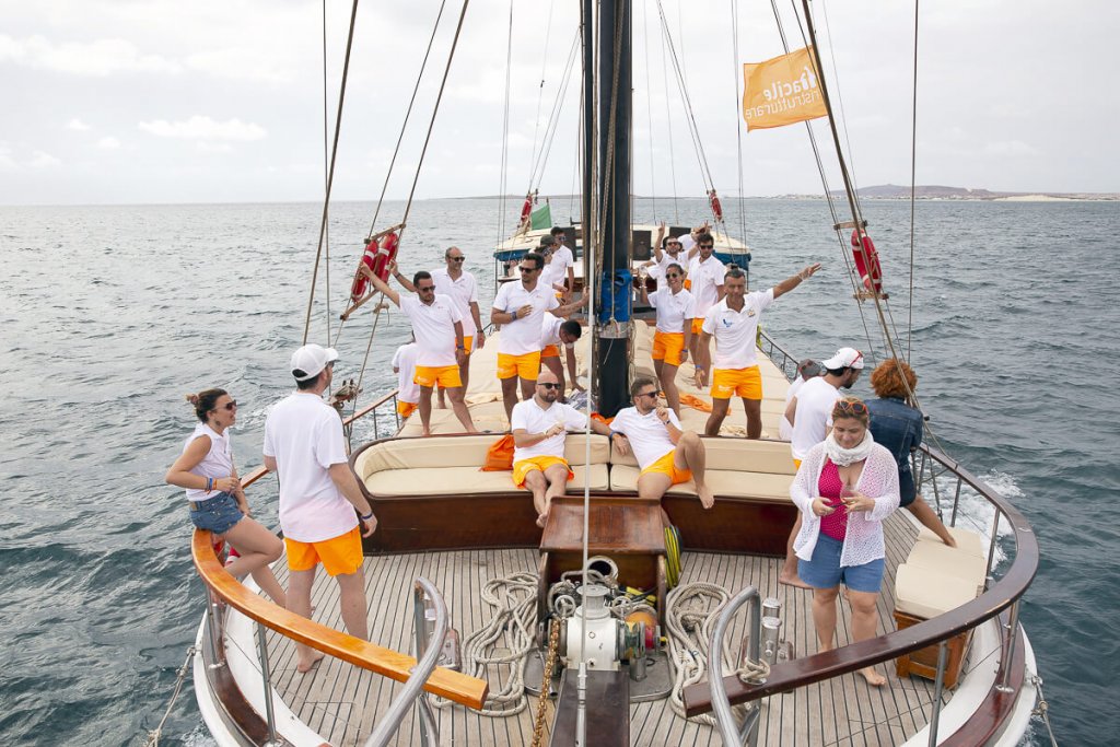 Facile Ristrutturare festeggia 5 anni di successi e regala ai suoi dipendenti un viaggio premio a Capo Verde | Facile Ristrutturare