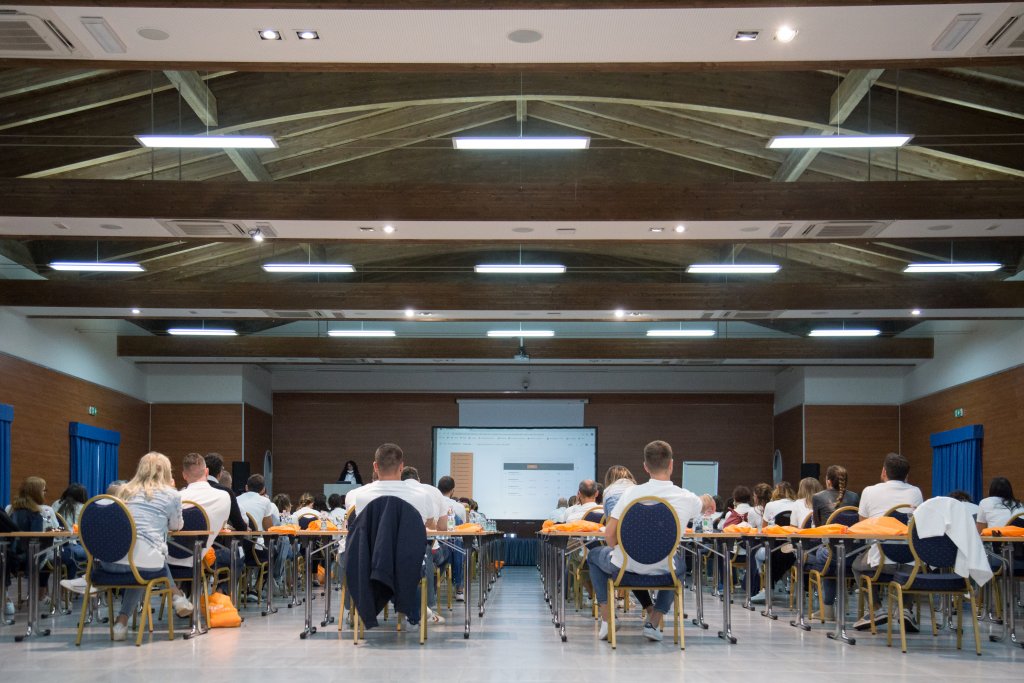 Incentive Awards: un evento memorabile di formazione, team building e divertimento firmato Facile Ristrutturare | Facile Ristrutturare formazione architetti kik off facile ristrutturare