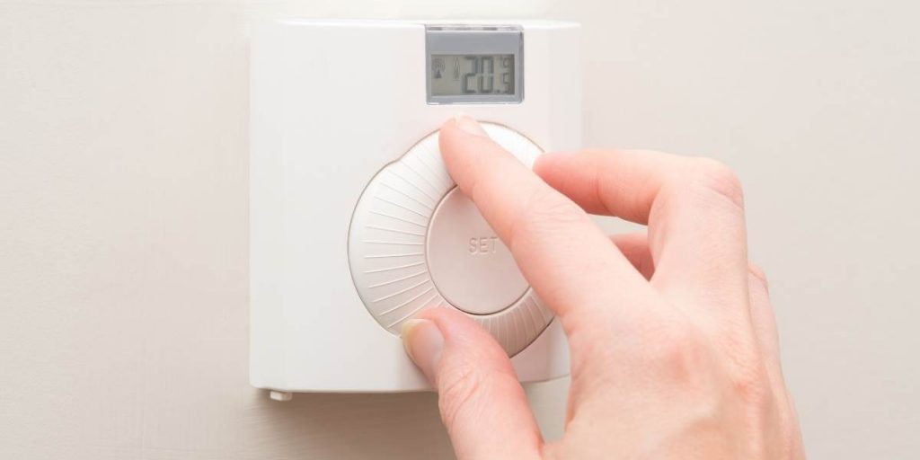 Caldaia a condensazione: costi e vantaggi | Facile Ristrutturare Termostato per regolare la temperatura della caldaia