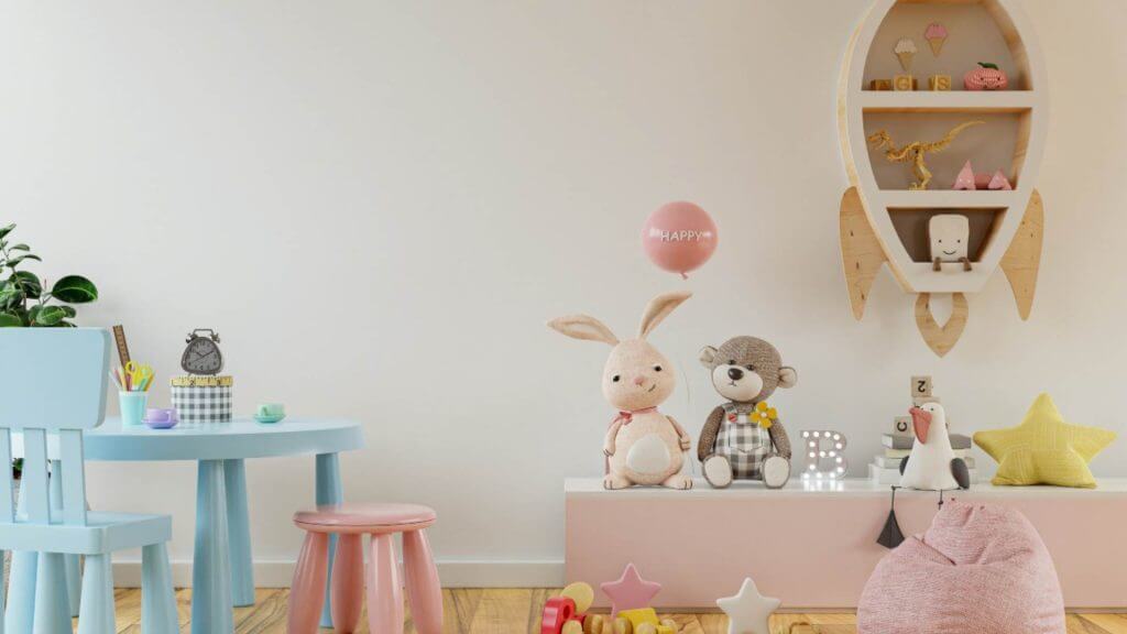 Come arredare la cameretta dei bambini: i consigli dell’Arch. Alberto Vanin | Facile Ristrutturare arredamento cameretta dei bambini. tavolino con sedie colorate per bambini.