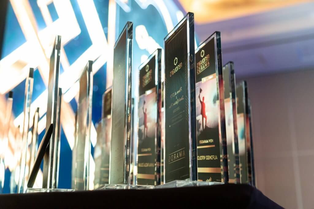 Trofei per Incentive Dubai Awards