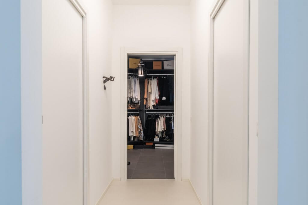 Progetto ristrutturazione Milano, ingresso cabina armadio