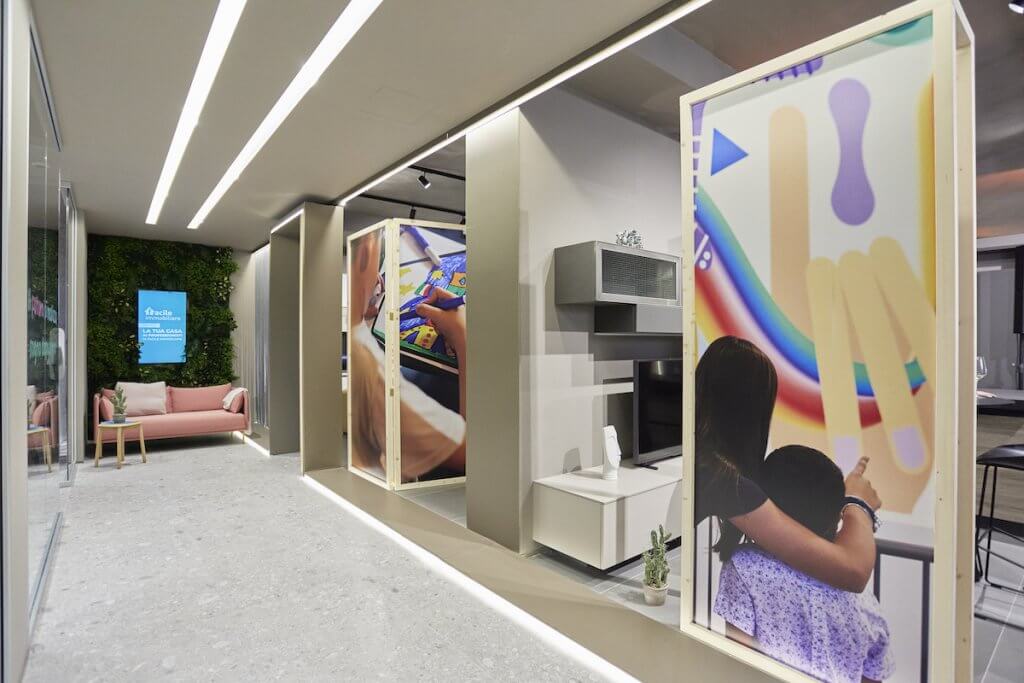 Interni dello Showroom di Facile Ristrutturare a tema Facile Sognare