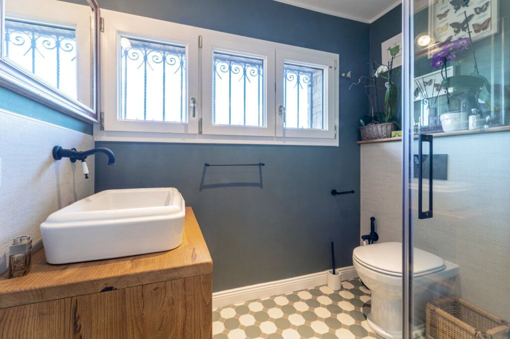 bagno arredato