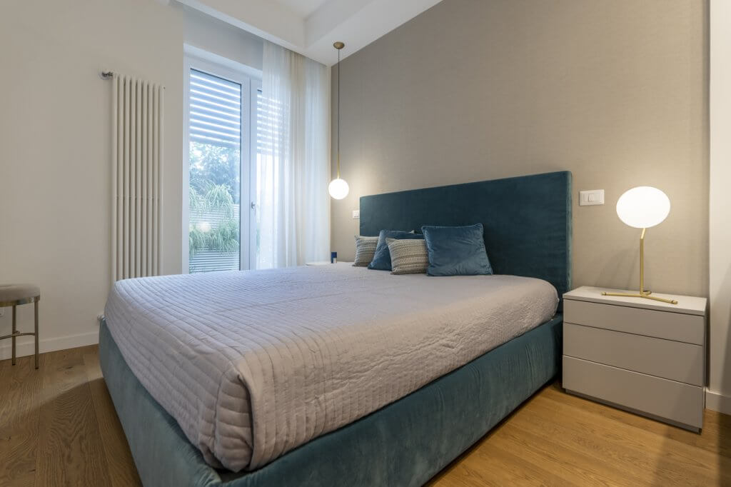 Ristrutturazione Lecce, camera da letto arredata