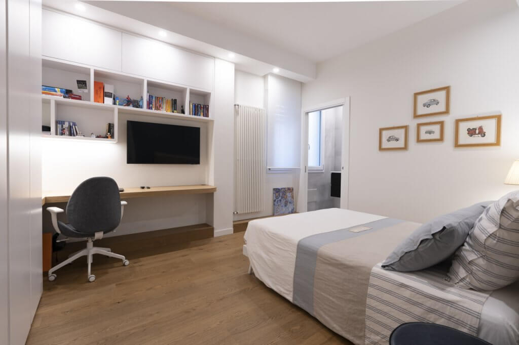 Ristrutturazione Lecce, cameretta arredata