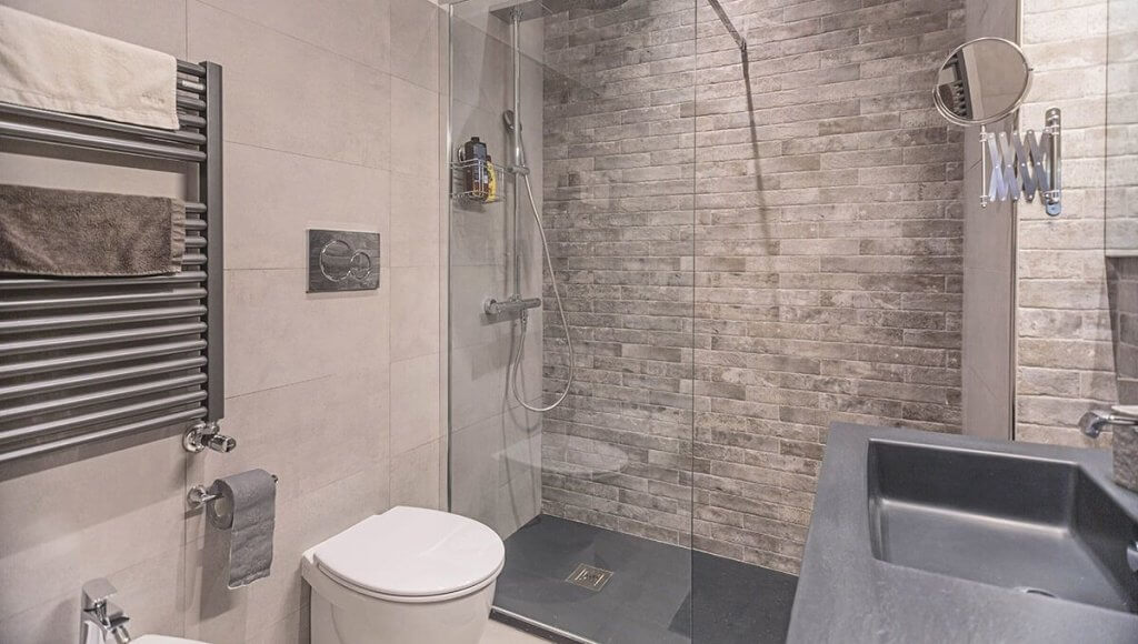Arredamento bagno industrial chic: guida al design per la tua oasi di relax | Facile Ristrutturare Arredamento bagno industrial chic: guida al design per la tua oasi di relax | Facile Ristrutturare