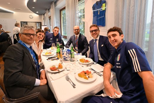 Facile Ristrutturare: Una Giornata Memorabile con la Nazionale Italiana al CTF di Coverciano durante l'Azzurri Partner Day | Facile Ristrutturare