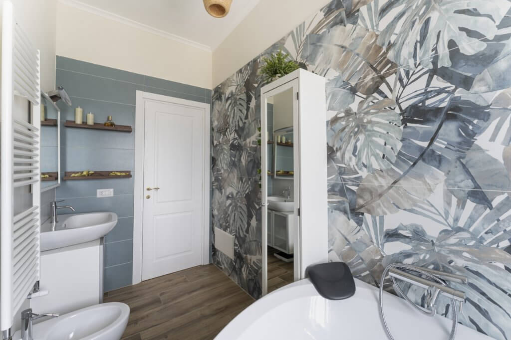 rivestimenti floreali bagni
