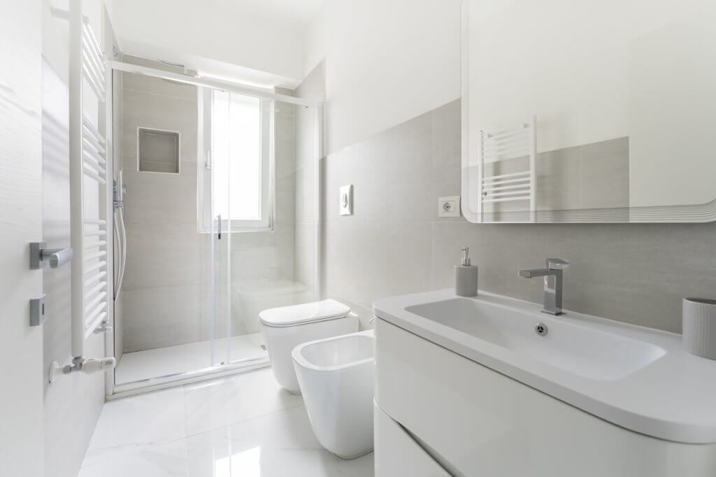 bagno effetto resina e effetto 3D